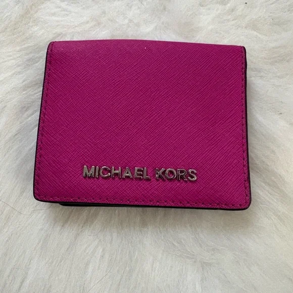 Michael Kors Fuchsia Wallet - Picture 1 of 6